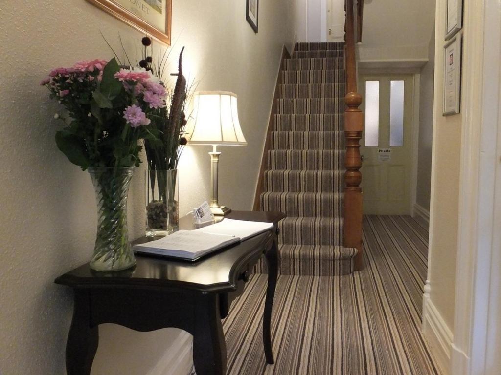 Holmlea Guest House Exclusively For Adults Windermere Buitenkant foto