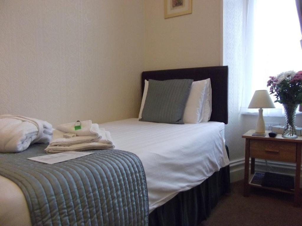 Holmlea Guest House Exclusively For Adults Windermere Buitenkant foto