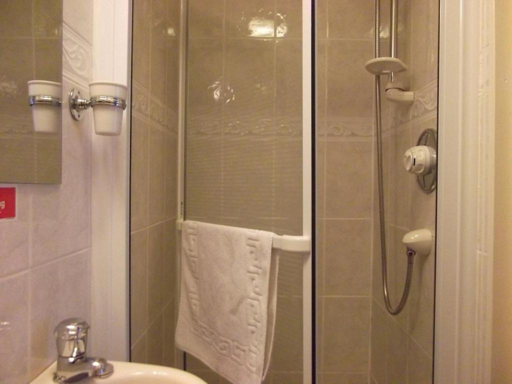Holmlea Guest House Exclusively For Adults Windermere Buitenkant foto
