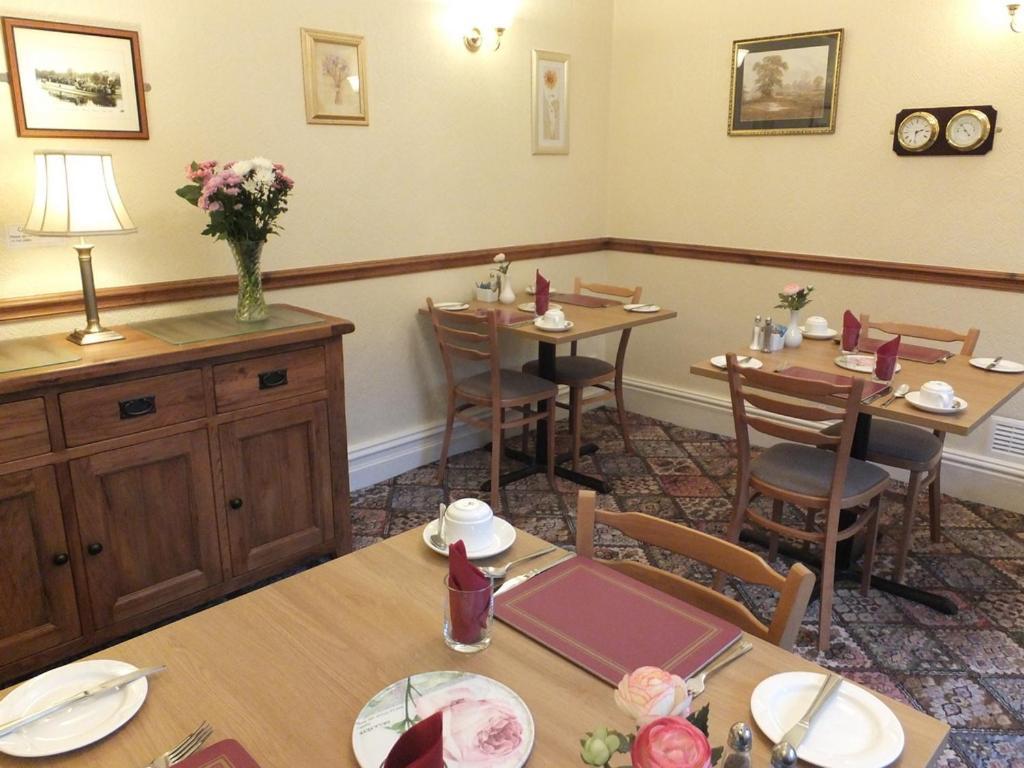 Holmlea Guest House Exclusively For Adults Windermere Buitenkant foto