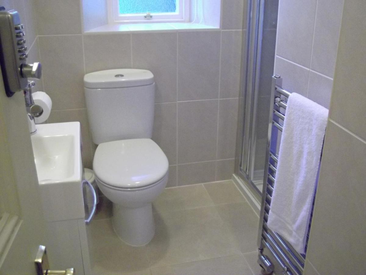 Holmlea Guest House Exclusively For Adults Windermere Buitenkant foto